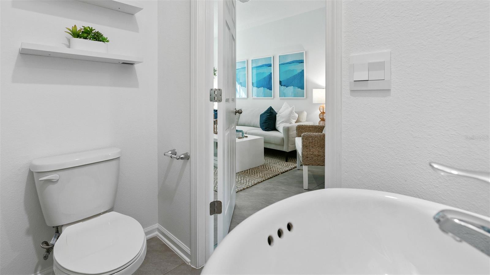 Image 14 of 51 For 46 Montellano Road