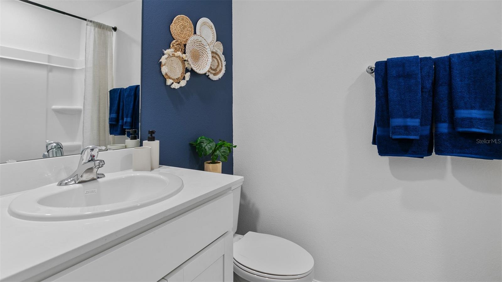 Image 28 of 51 For 46 Montellano Road