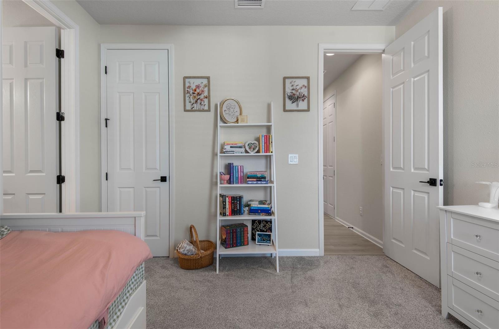 Image 35 of 47 For 143 Alderwood Place