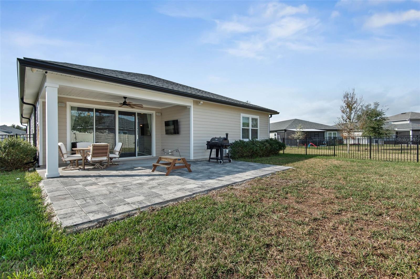 Image 42 of 47 For 143 Alderwood Place