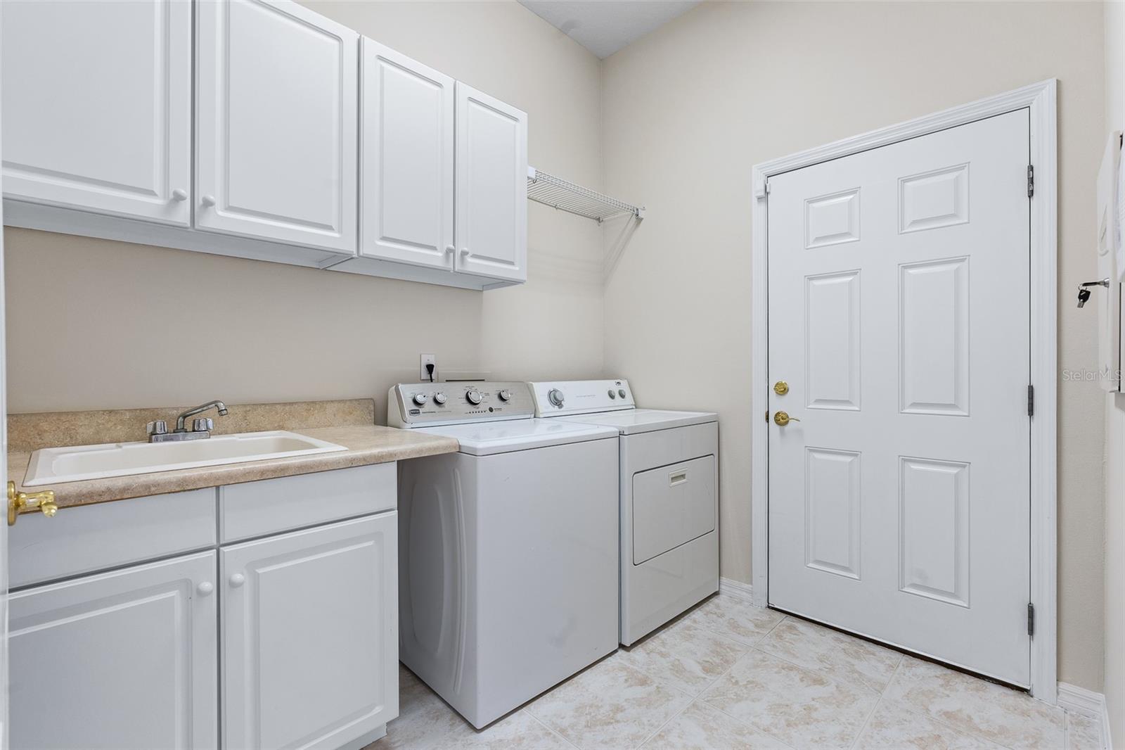 Image 33 of 80 For 1130 Hansberry Court