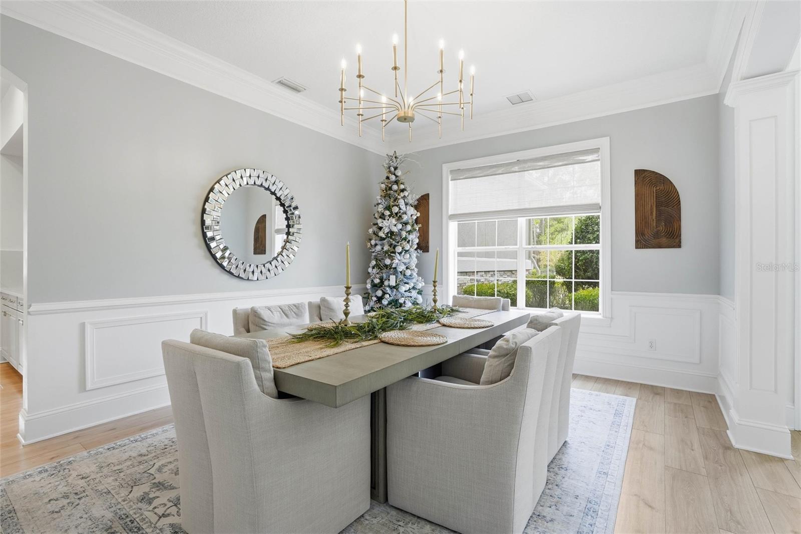 Image 4 of 76 For 4377 Castle Oak Court