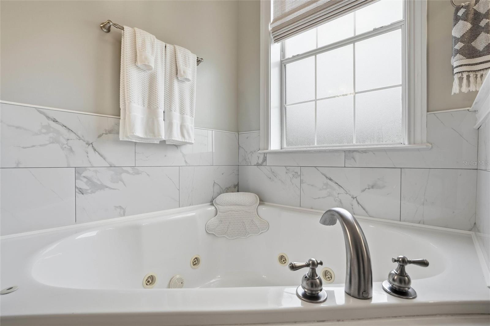 Image 45 of 76 For 4377 Castle Oak Court