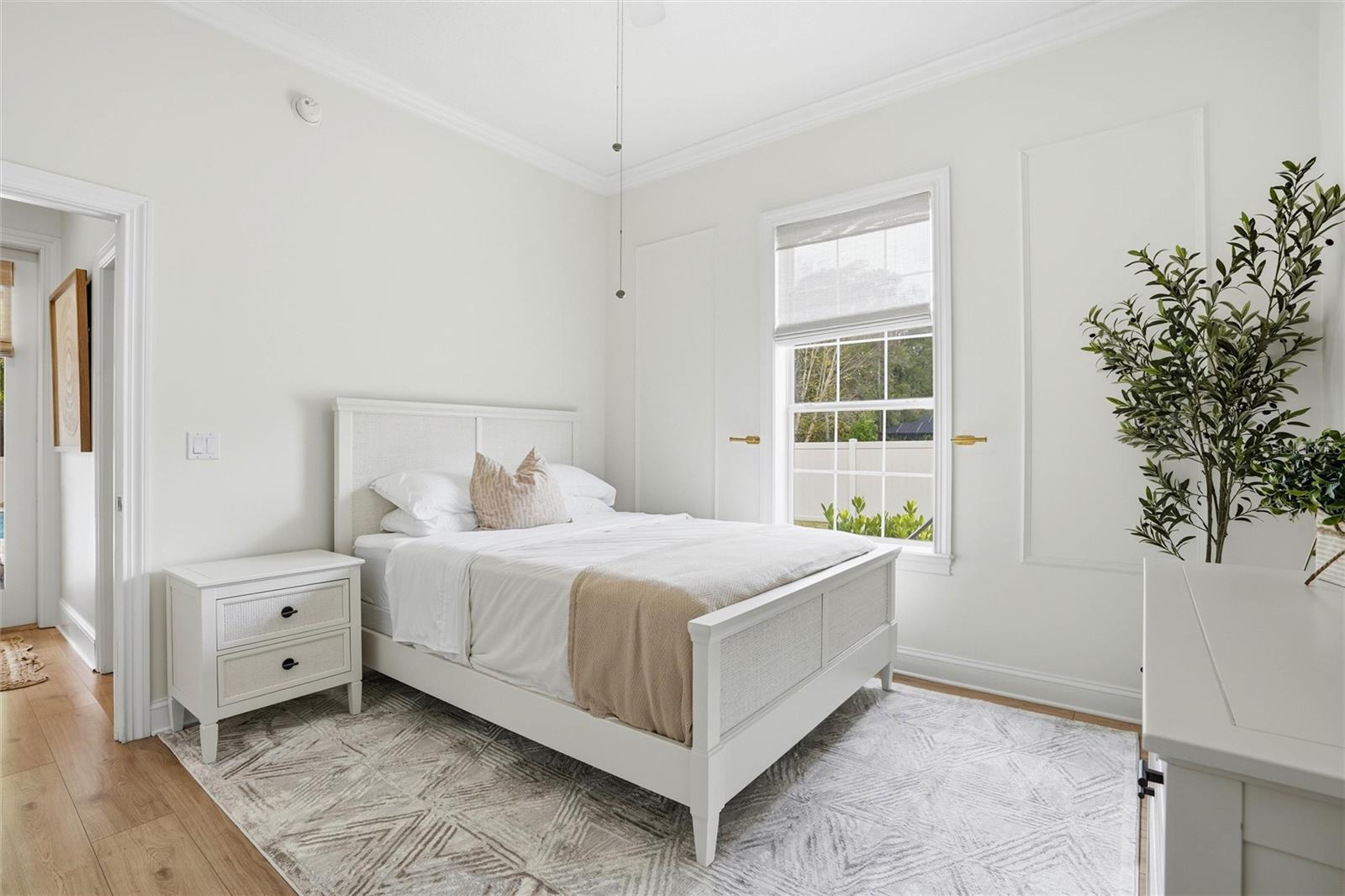 Image 46 of 76 For 4377 Castle Oak Court