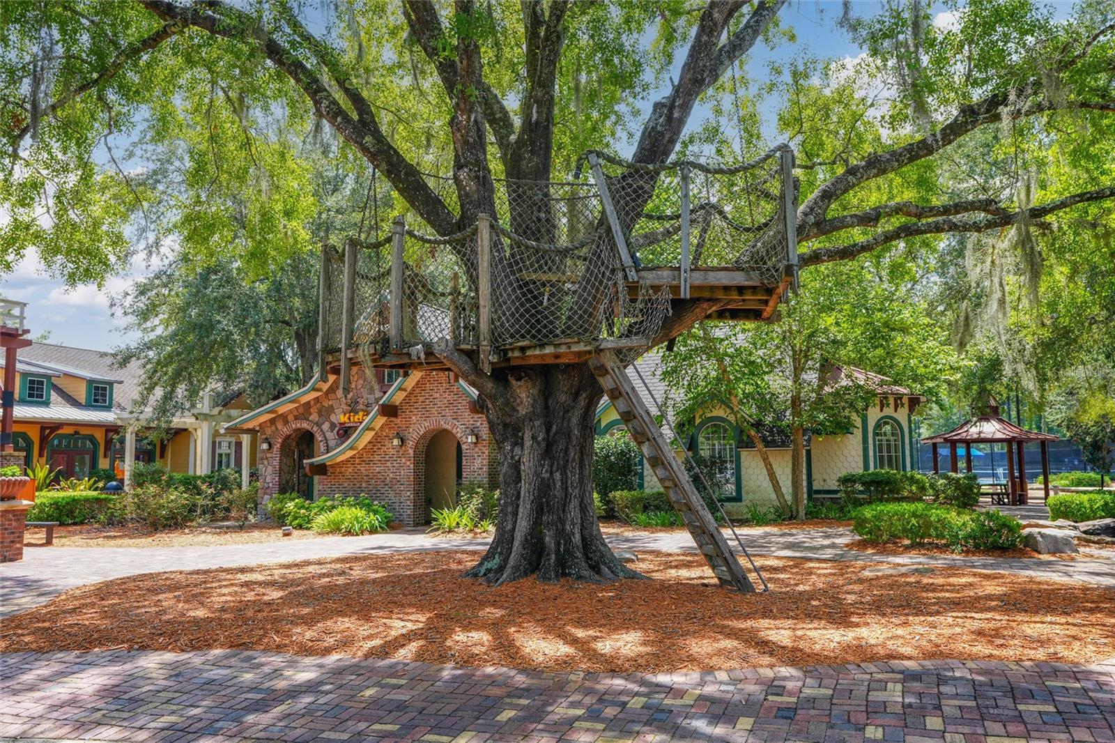 Image 58 of 76 For 4377 Castle Oak Court