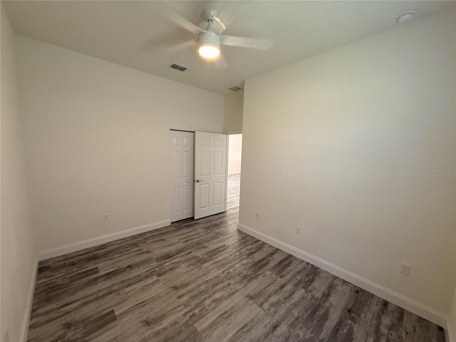 Image 10 of 20 For 5 Rosecroft Lane B