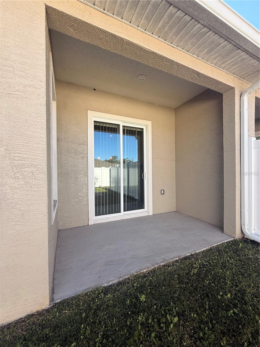 Image 4 of 20 For 5 Rosecroft Lane B