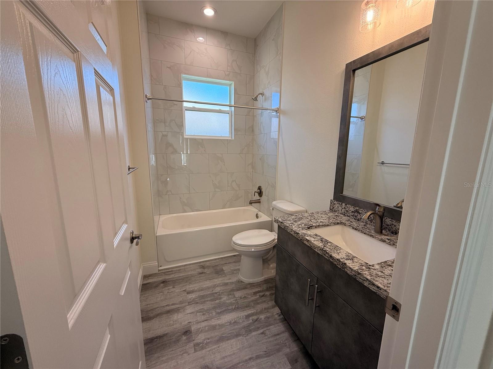 Image 8 of 20 For 5 Rosecroft Lane B