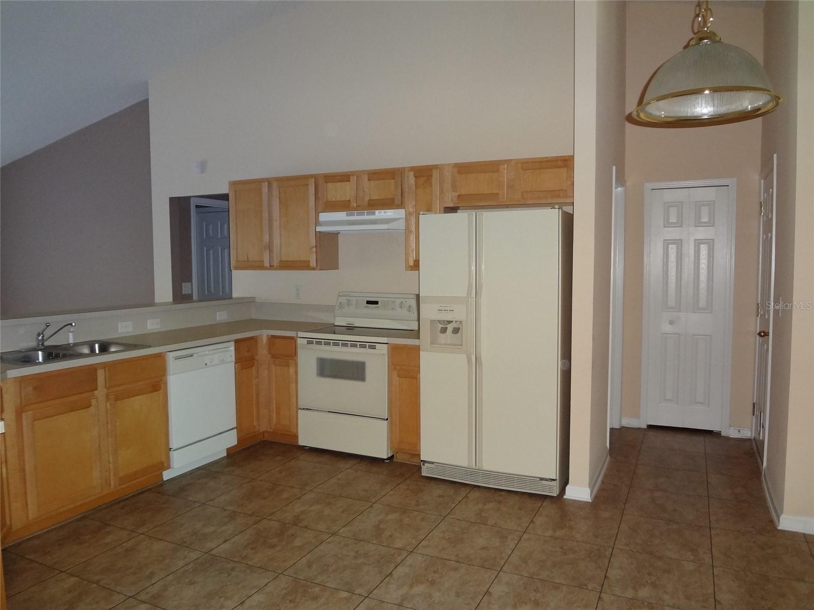 Image 6 of 24 For 6 Buffalo Grove Drive