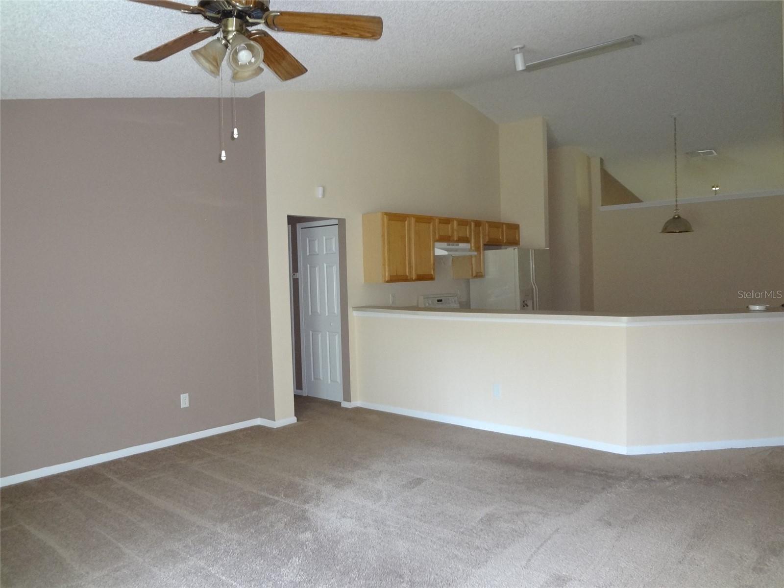 Image 8 of 24 For 6 Buffalo Grove Drive