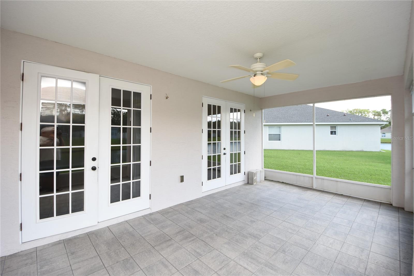 Image 24 of 55 For 8 Rivergate Lane