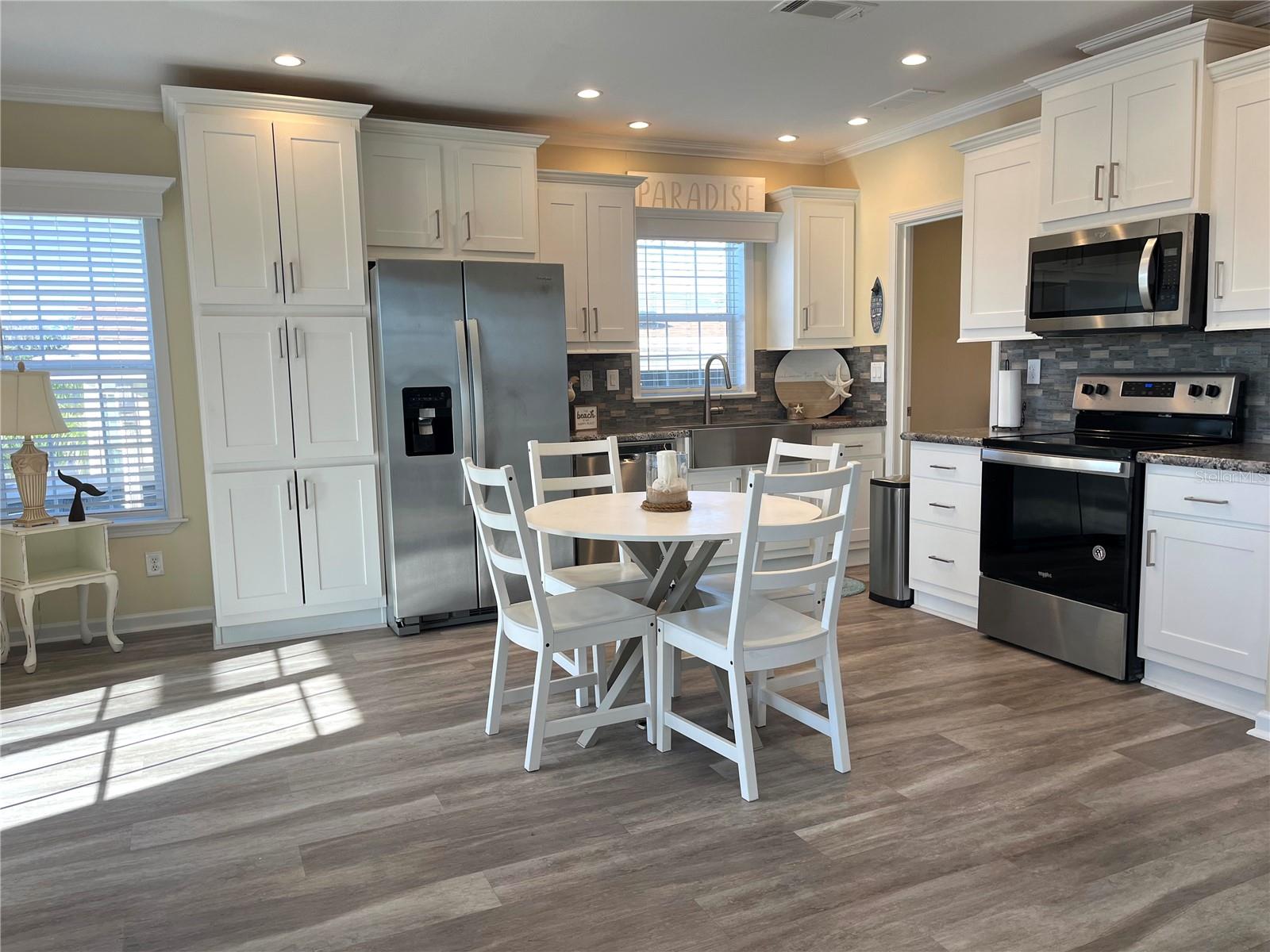 Image 7 of 47 For 191 Monitor Drive