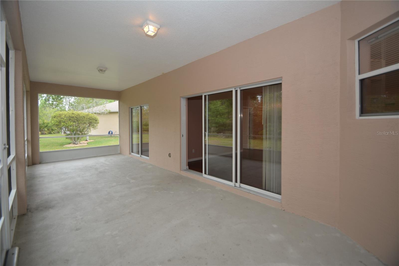 Image 11 of 45 For 3 Senora Court