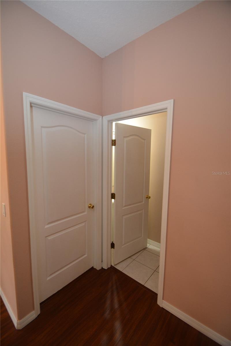 Image 14 of 45 For 3 Senora Court