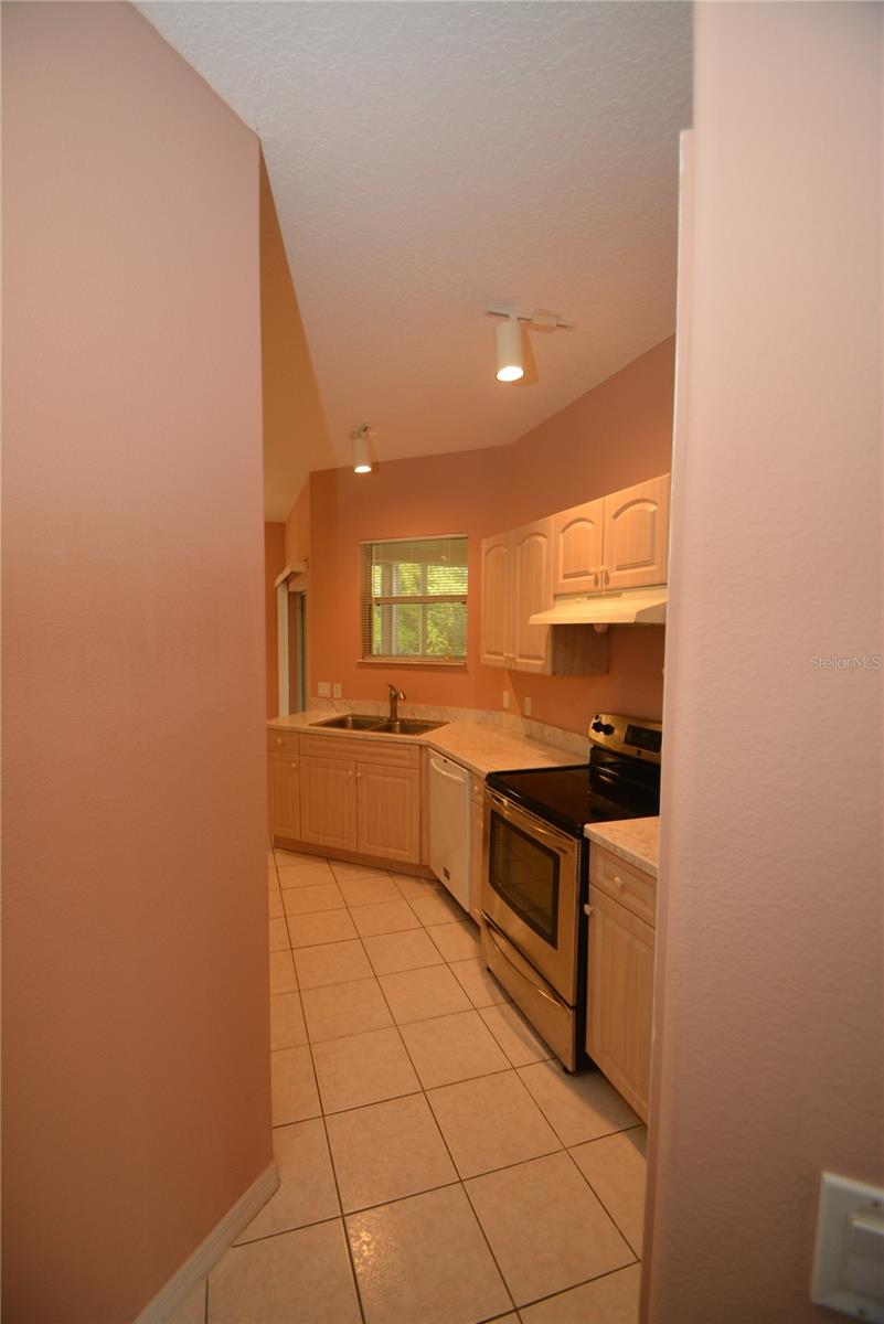 Image 15 of 45 For 3 Senora Court