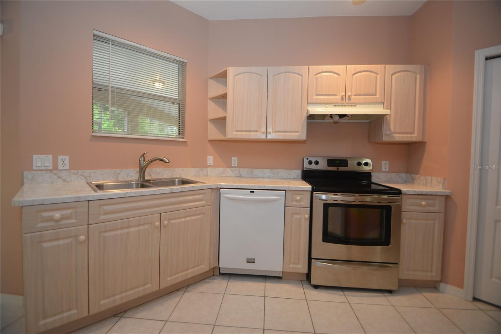 Image 20 of 45 For 3 Senora Court