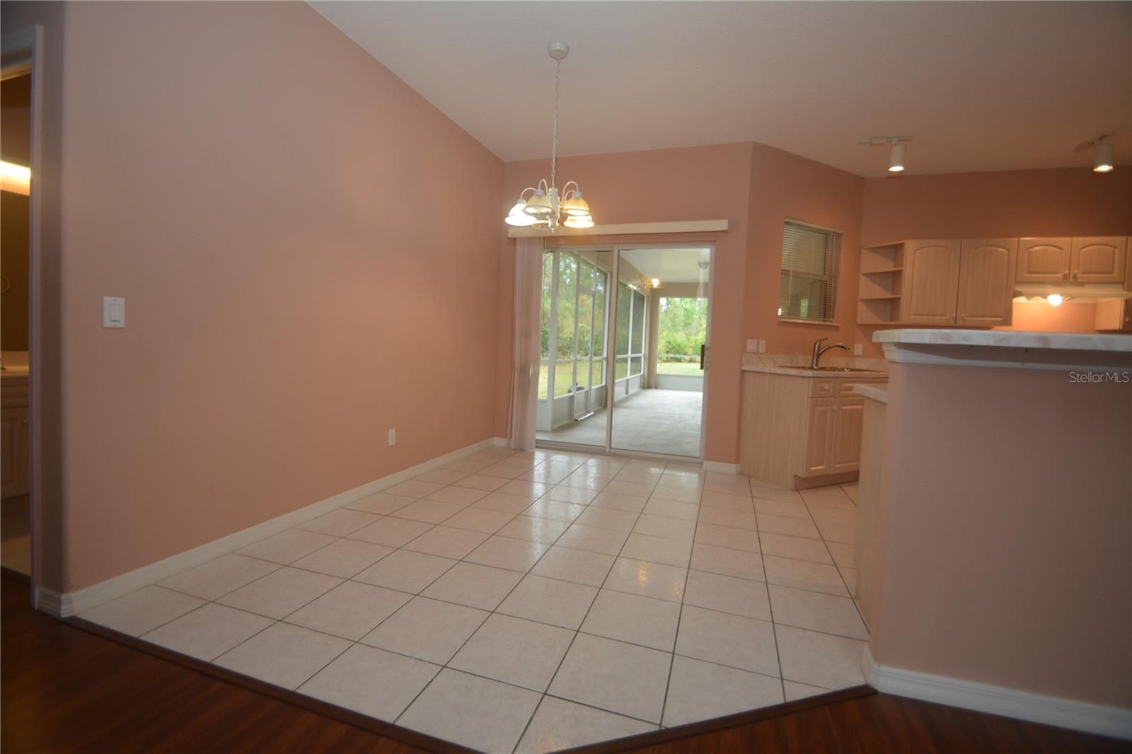 Image 22 of 45 For 3 Senora Court