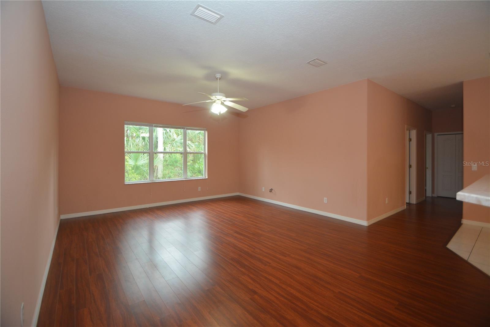 Image 25 of 45 For 3 Senora Court