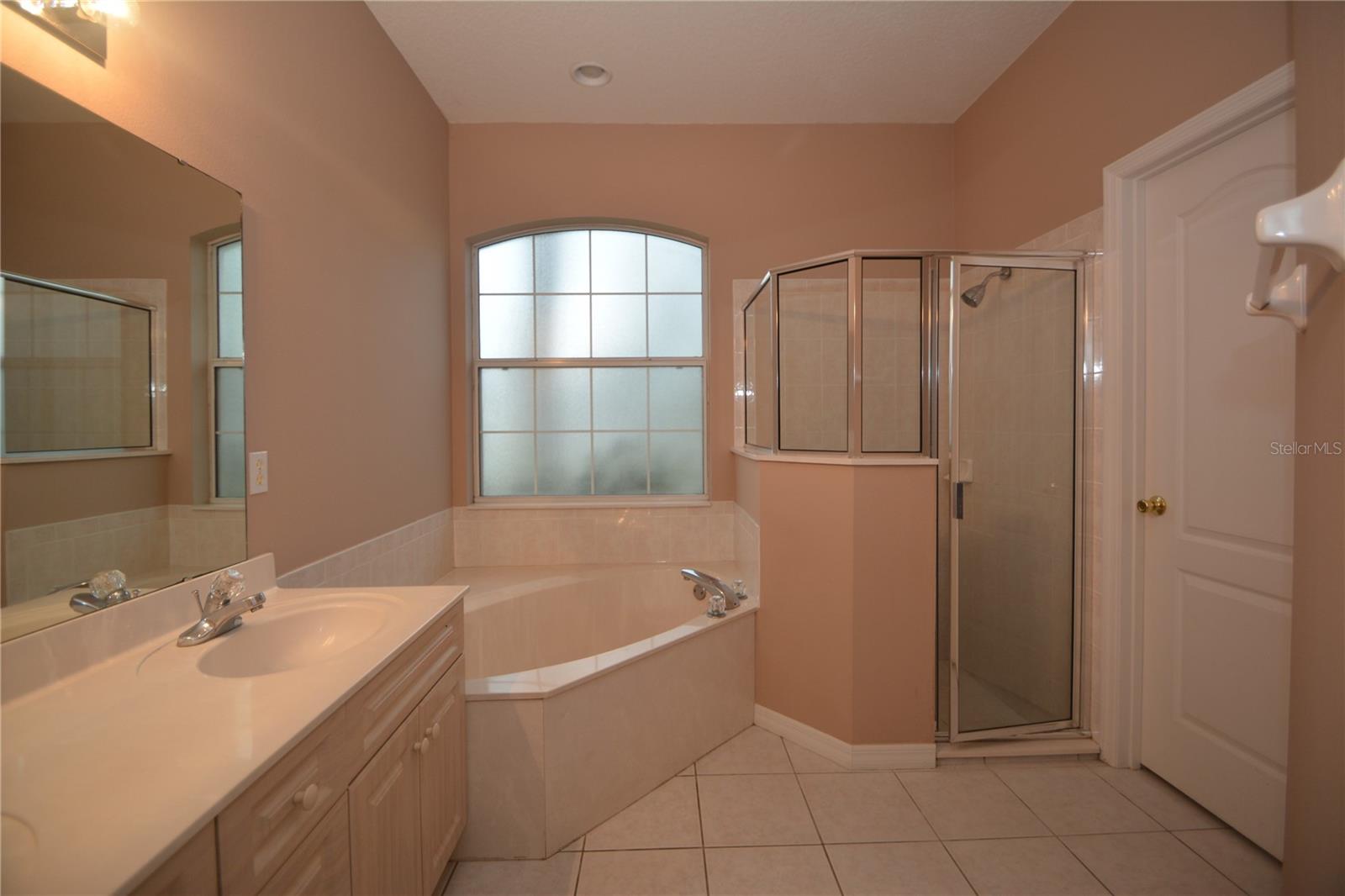 Image 33 of 45 For 3 Senora Court