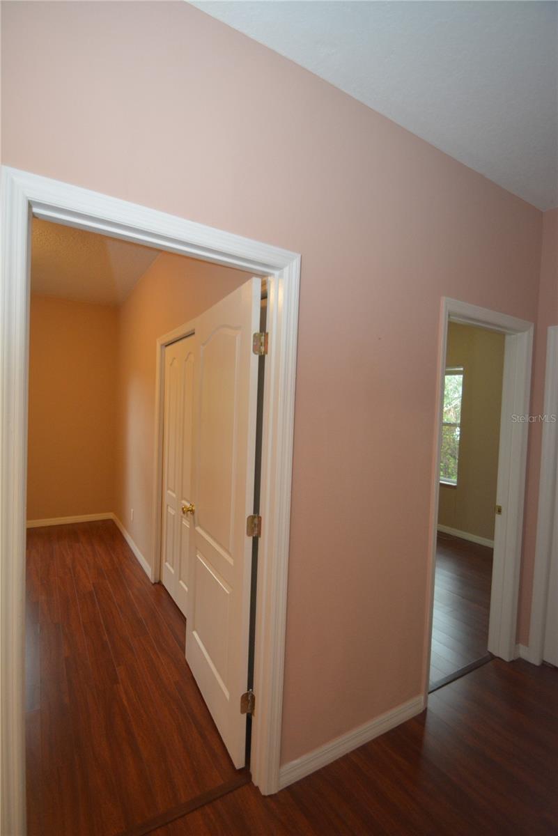 Image 38 of 45 For 3 Senora Court