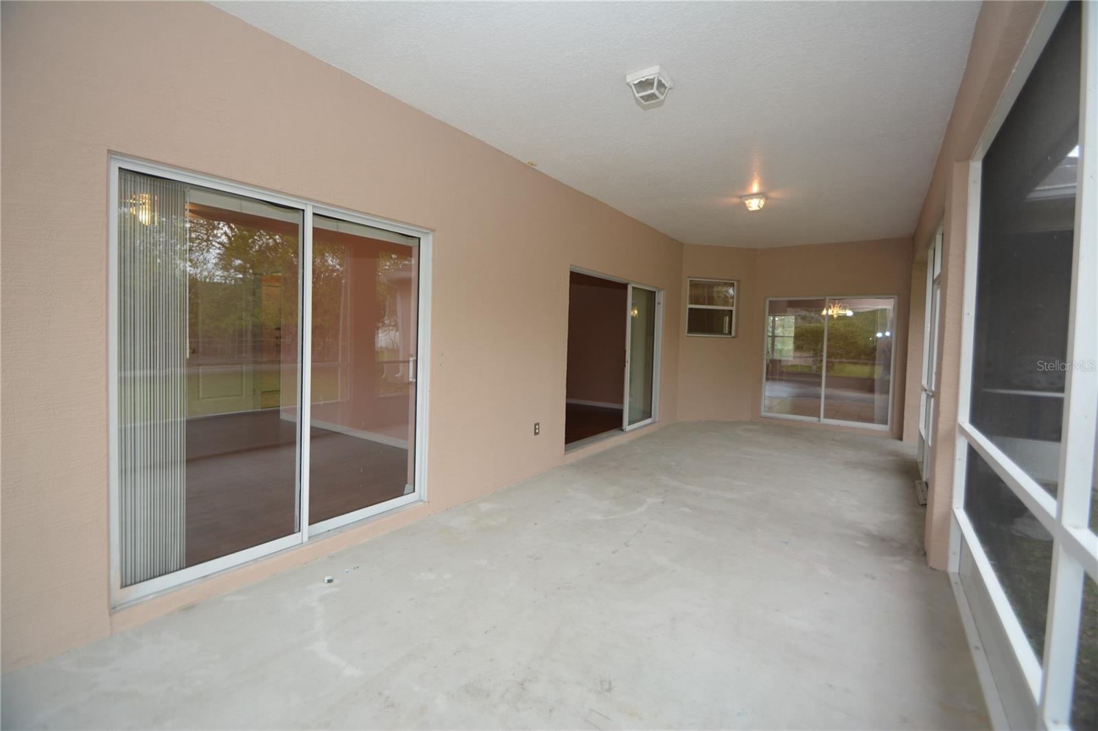 Image 8 of 45 For 3 Senora Court