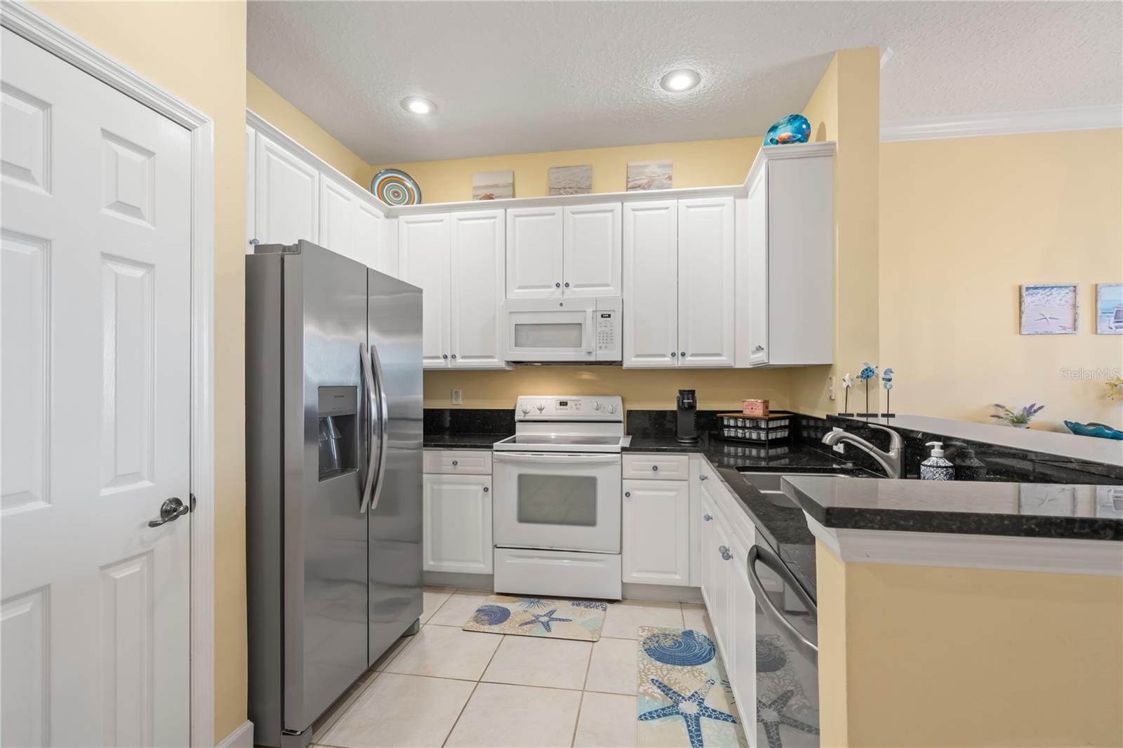 Image 14 of 49 For 1100 Cinnamon Beach Way 1033