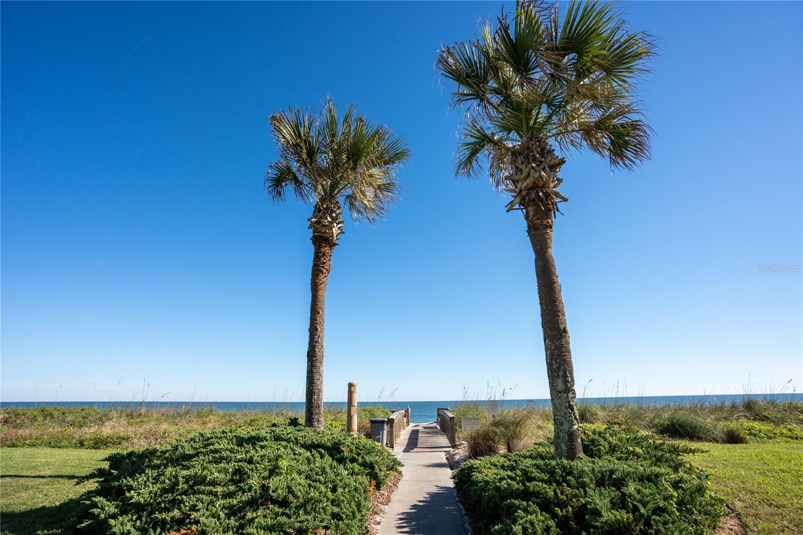 Image 34 of 49 For 1100 Cinnamon Beach Way 1033