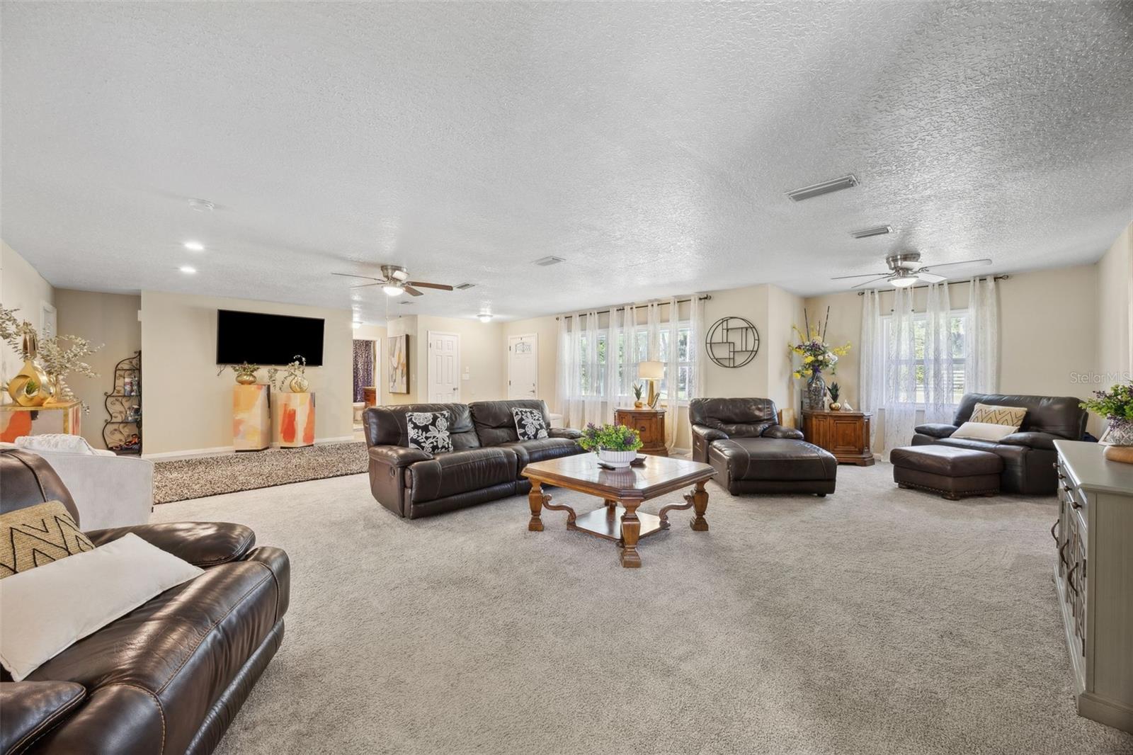 Image 23 of 100 For 121 Herja Acre Lane