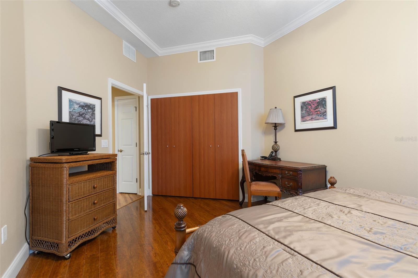 Image 27 of 78 For 200 Riverfront Drive D201