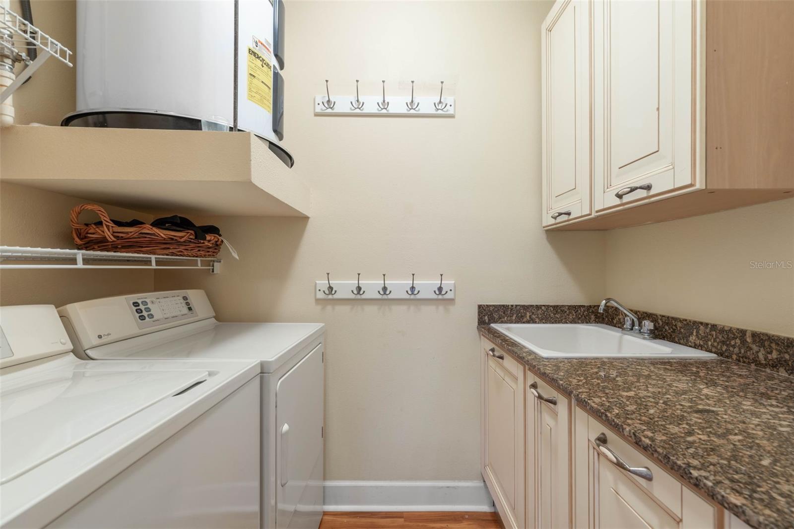 Image 32 of 78 For 200 Riverfront Drive D201