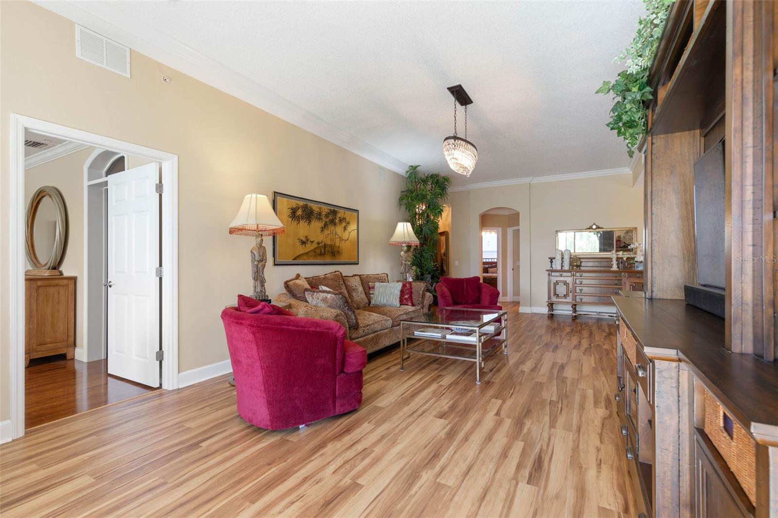 Image 6 of 78 For 200 Riverfront Drive D201