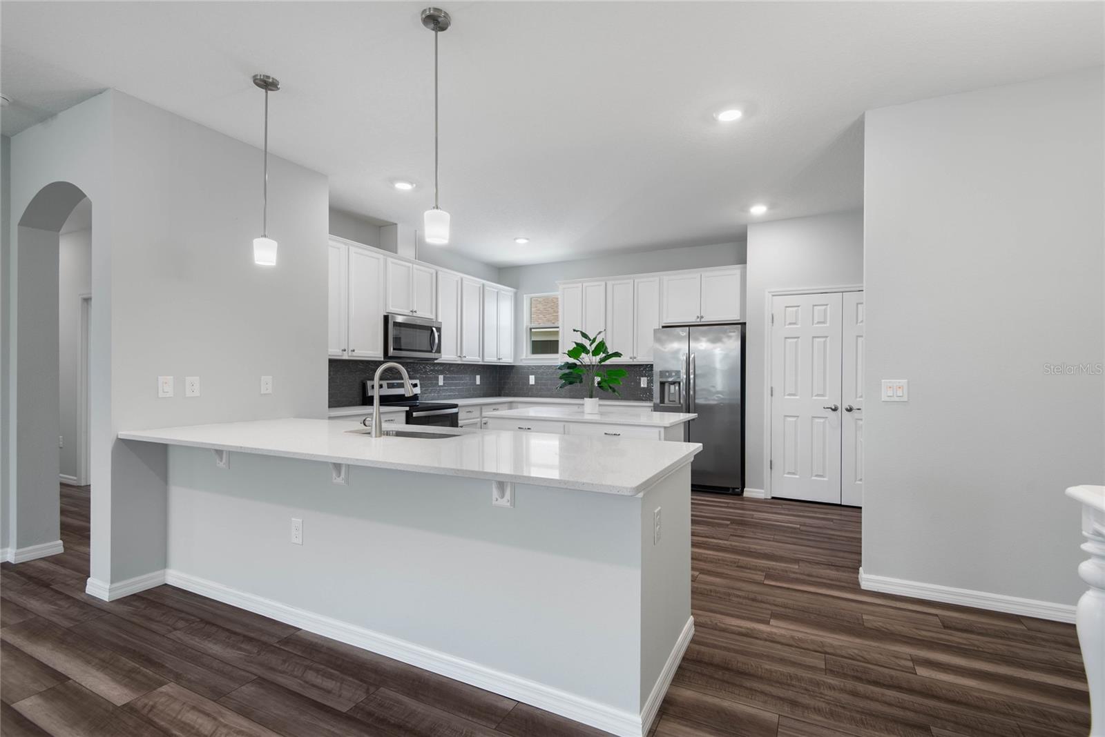 Image 21 of 64 For 51 Oakleaf Way