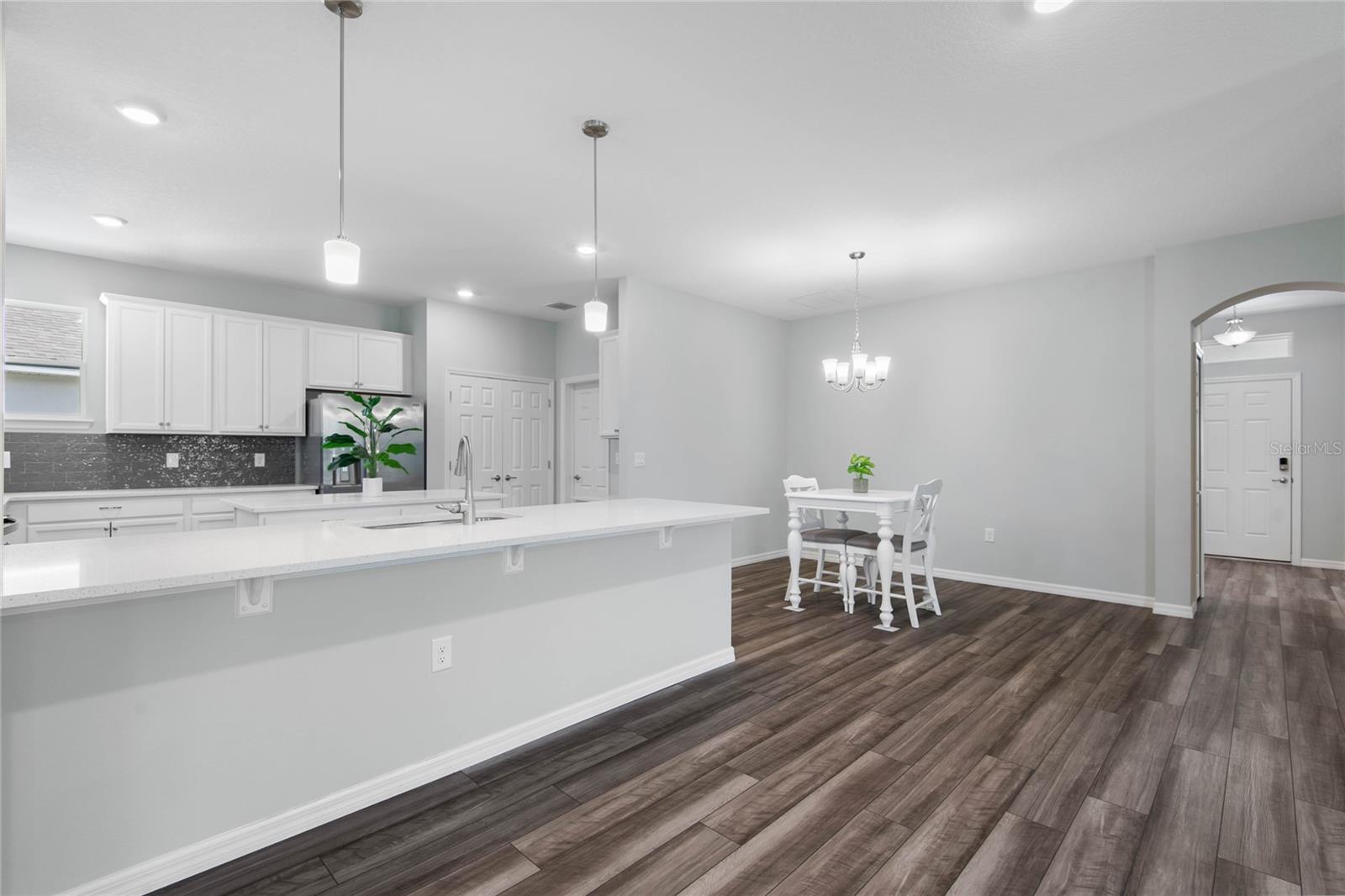 Image 25 of 64 For 51 Oakleaf Way