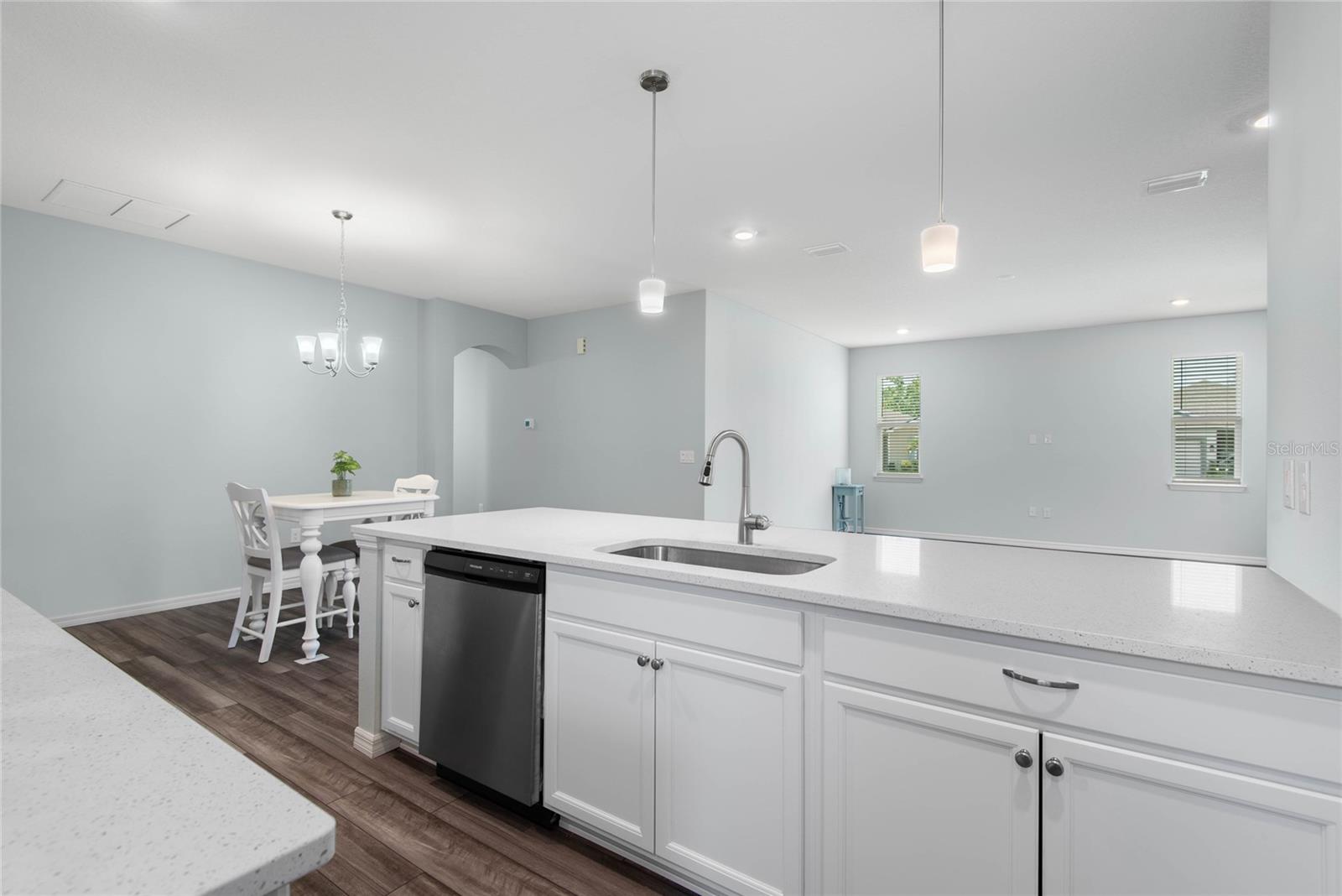 Image 29 of 64 For 51 Oakleaf Way