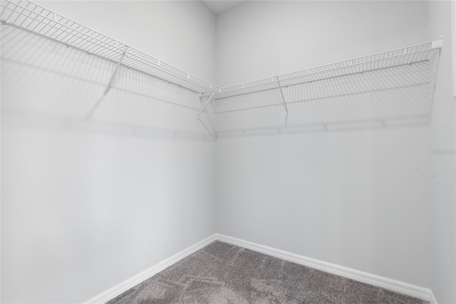 Image 37 of 64 For 51 Oakleaf Way