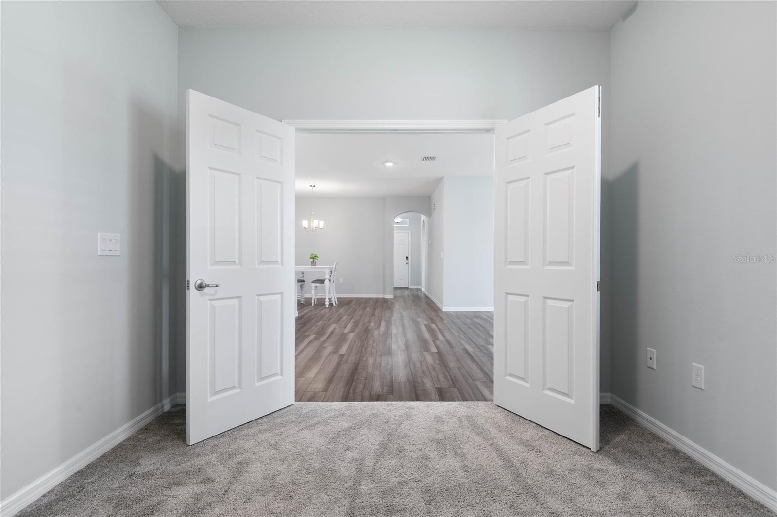 Image 42 of 64 For 51 Oakleaf Way