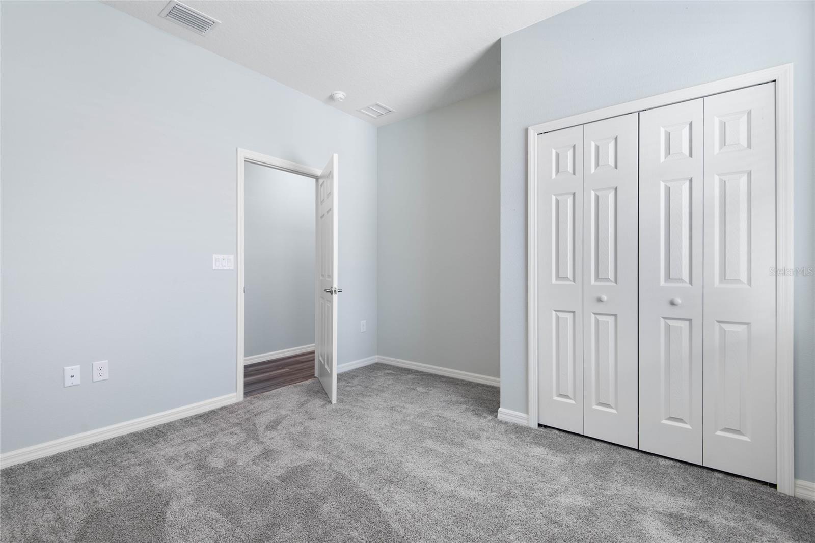 Image 44 of 64 For 51 Oakleaf Way