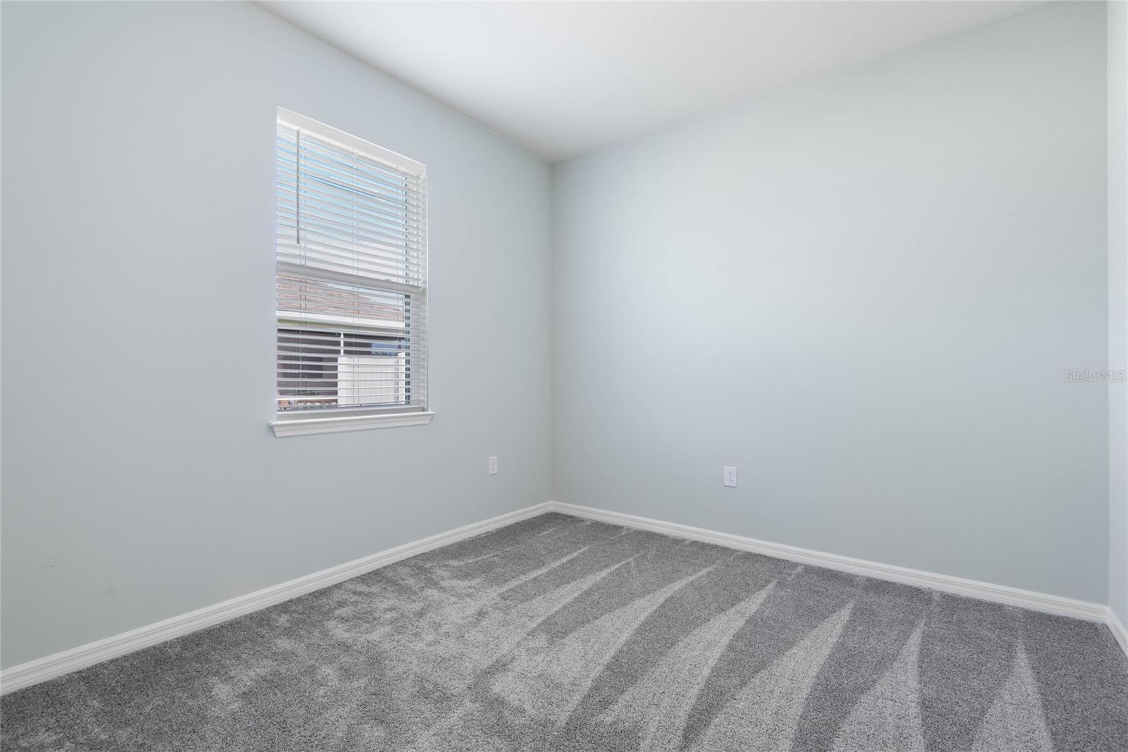 Image 45 of 64 For 51 Oakleaf Way