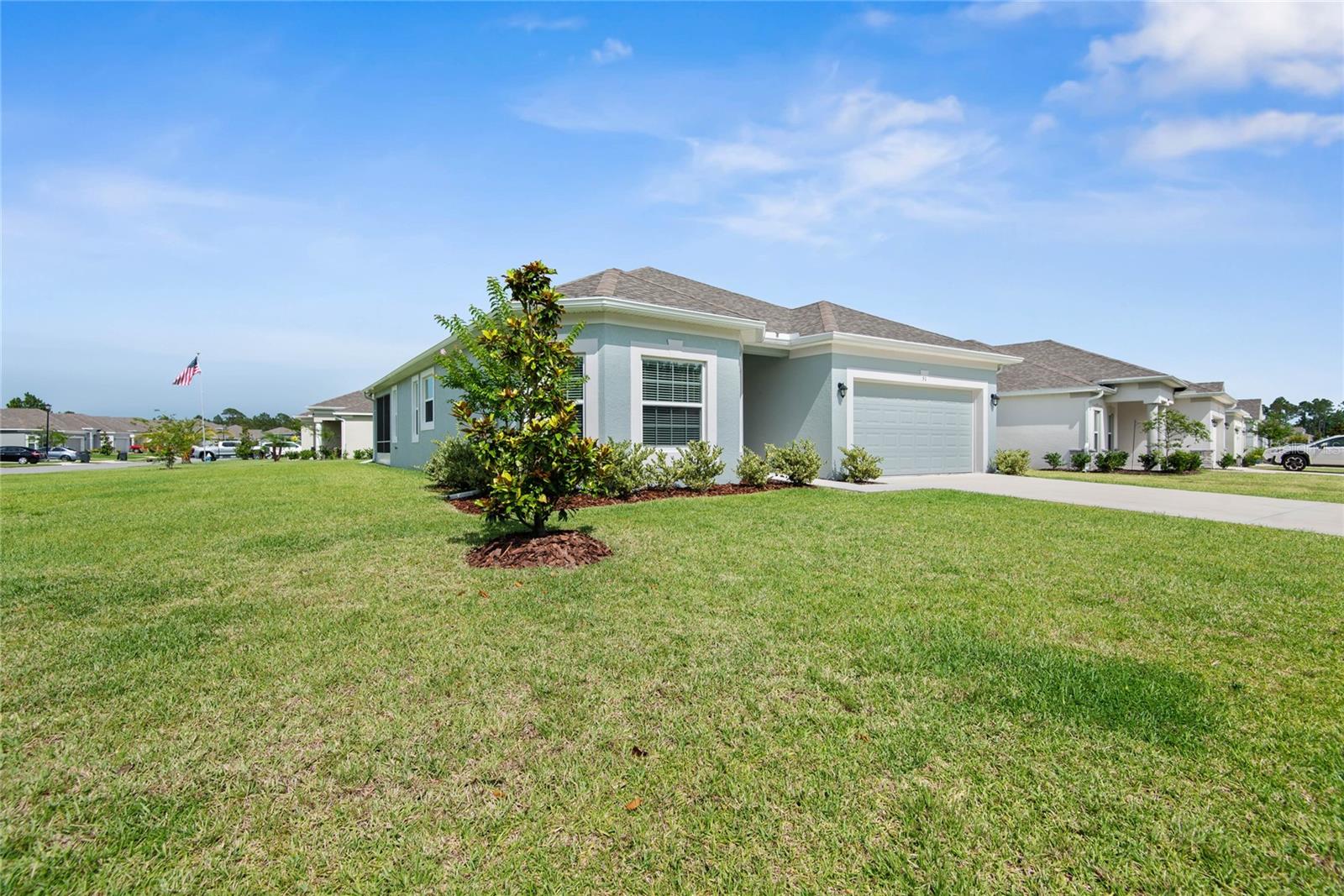 Image 6 of 64 For 51 Oakleaf Way