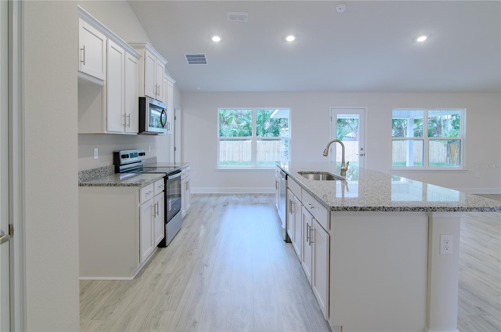 Image 12 of 38 For 14 Sea Breeze Trail