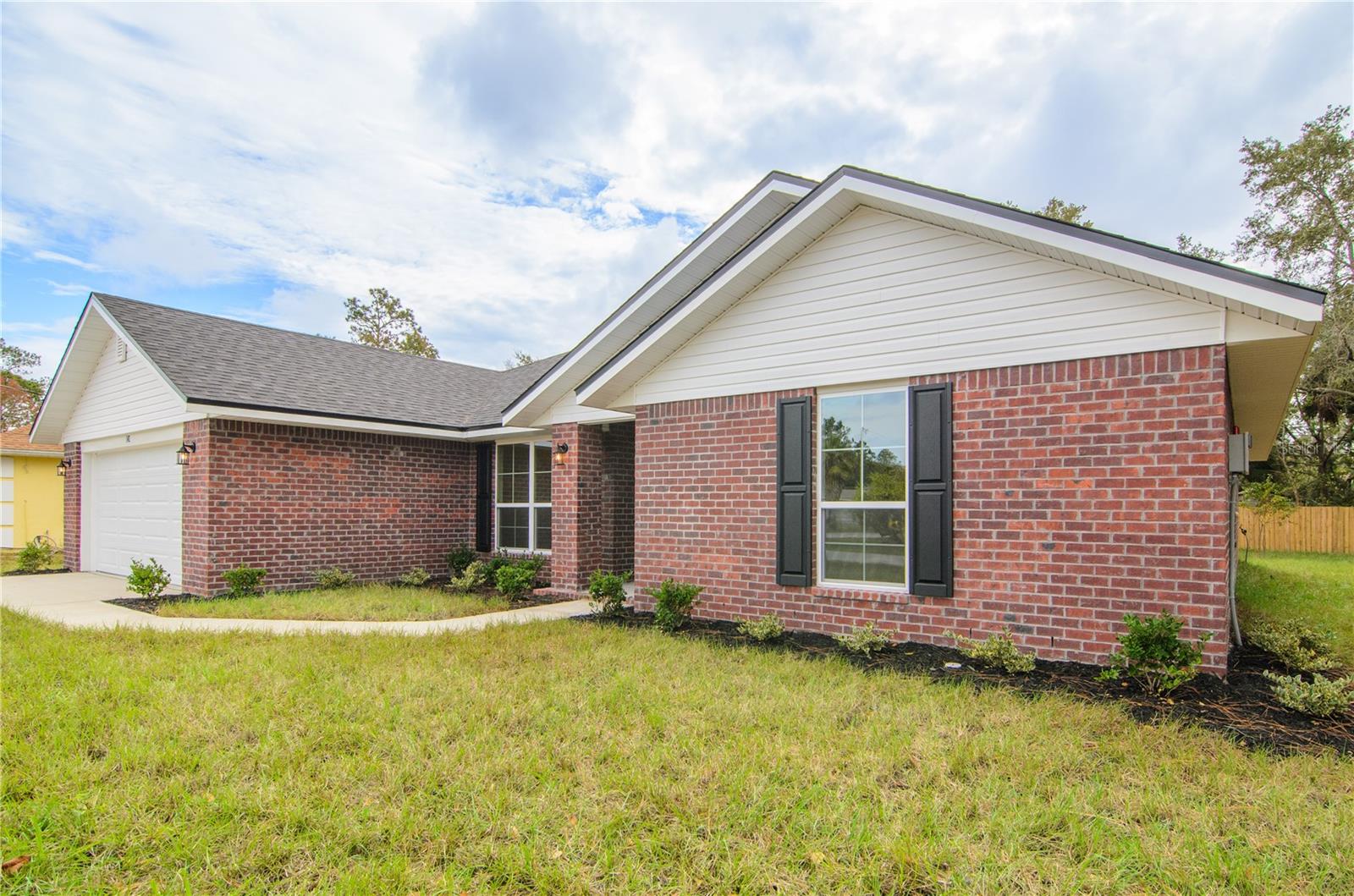 Image 2 of 38 For 14 Sea Breeze Trail