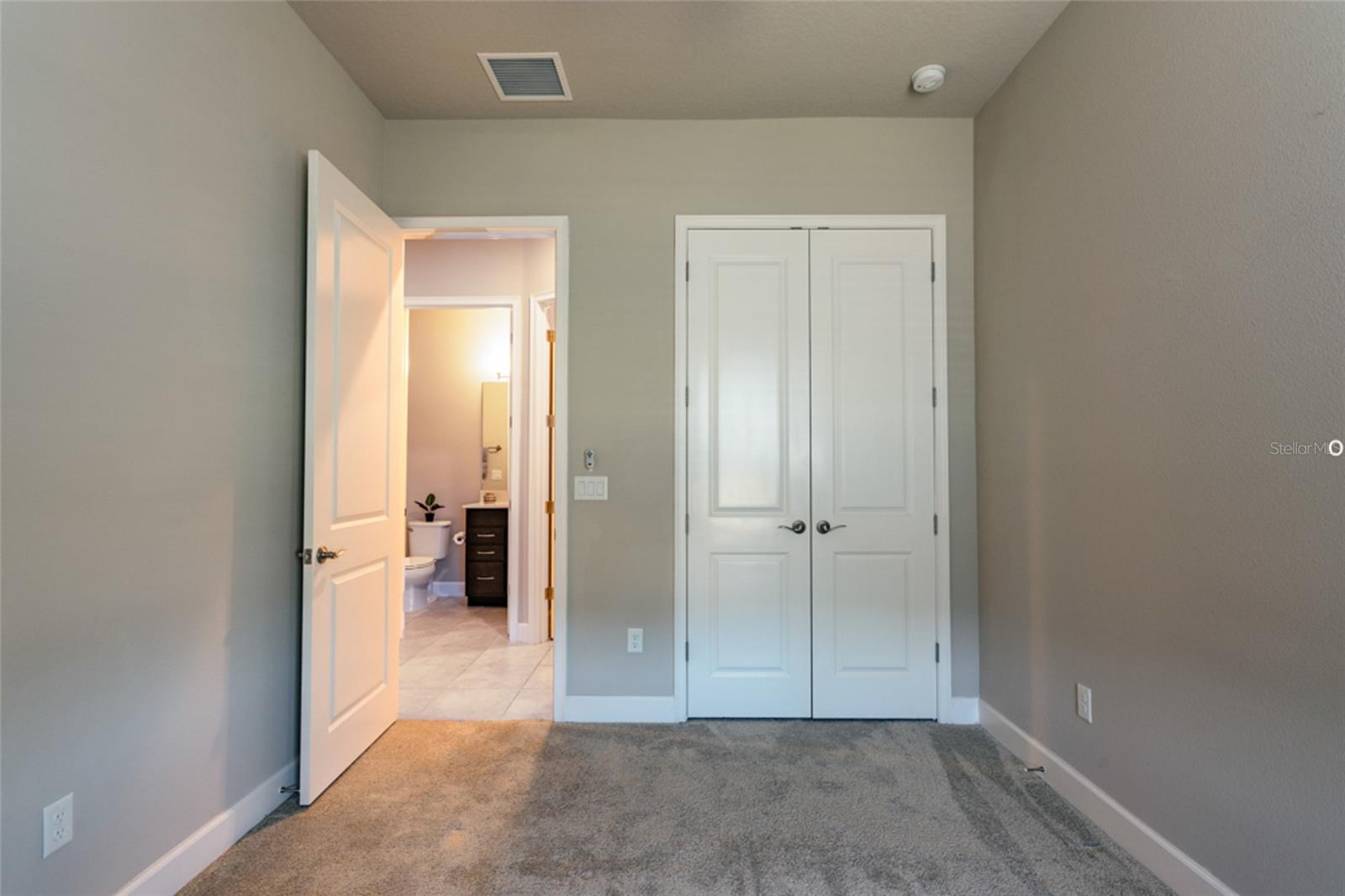 Image 19 of 47 For 3 Newhaven Lane