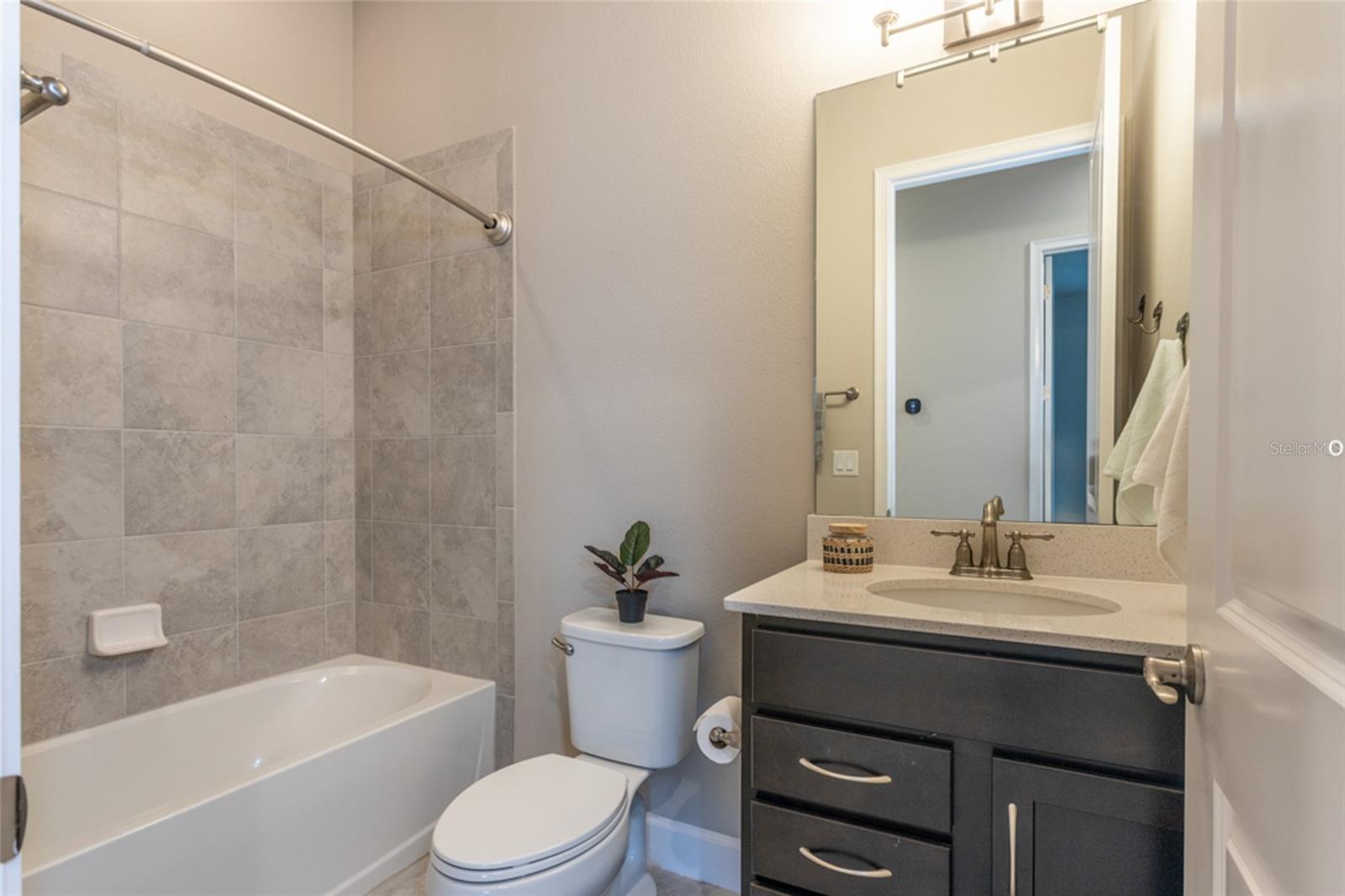 Image 21 of 47 For 3 Newhaven Lane