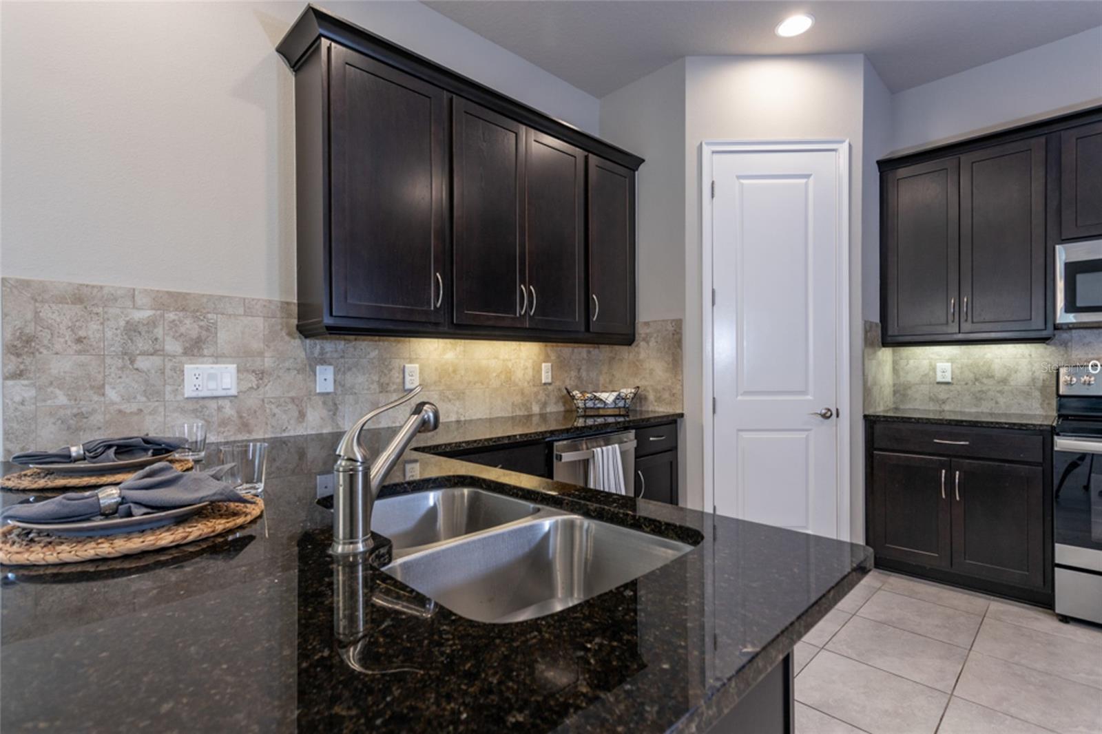 Image 5 of 47 For 3 Newhaven Lane