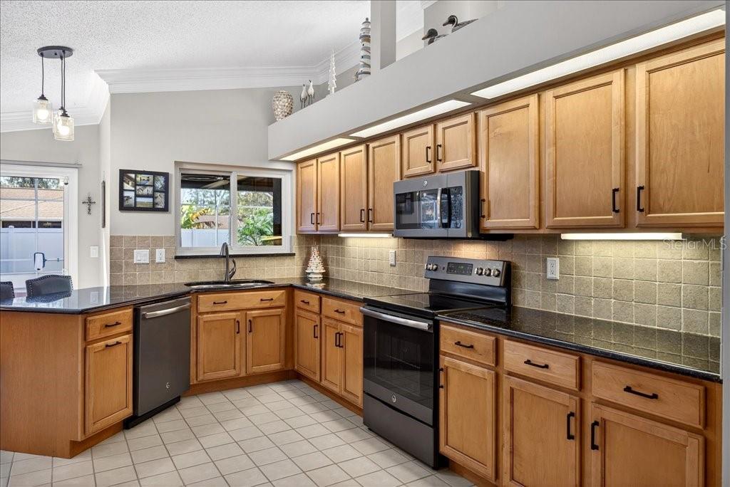 Image 13 of 44 For 53 Westridge Lane