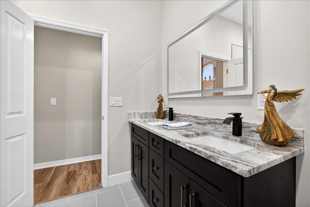 Image 27 of 44 For 53 Westridge Lane