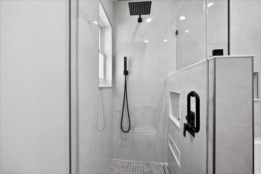 Image 32 of 44 For 53 Westridge Lane