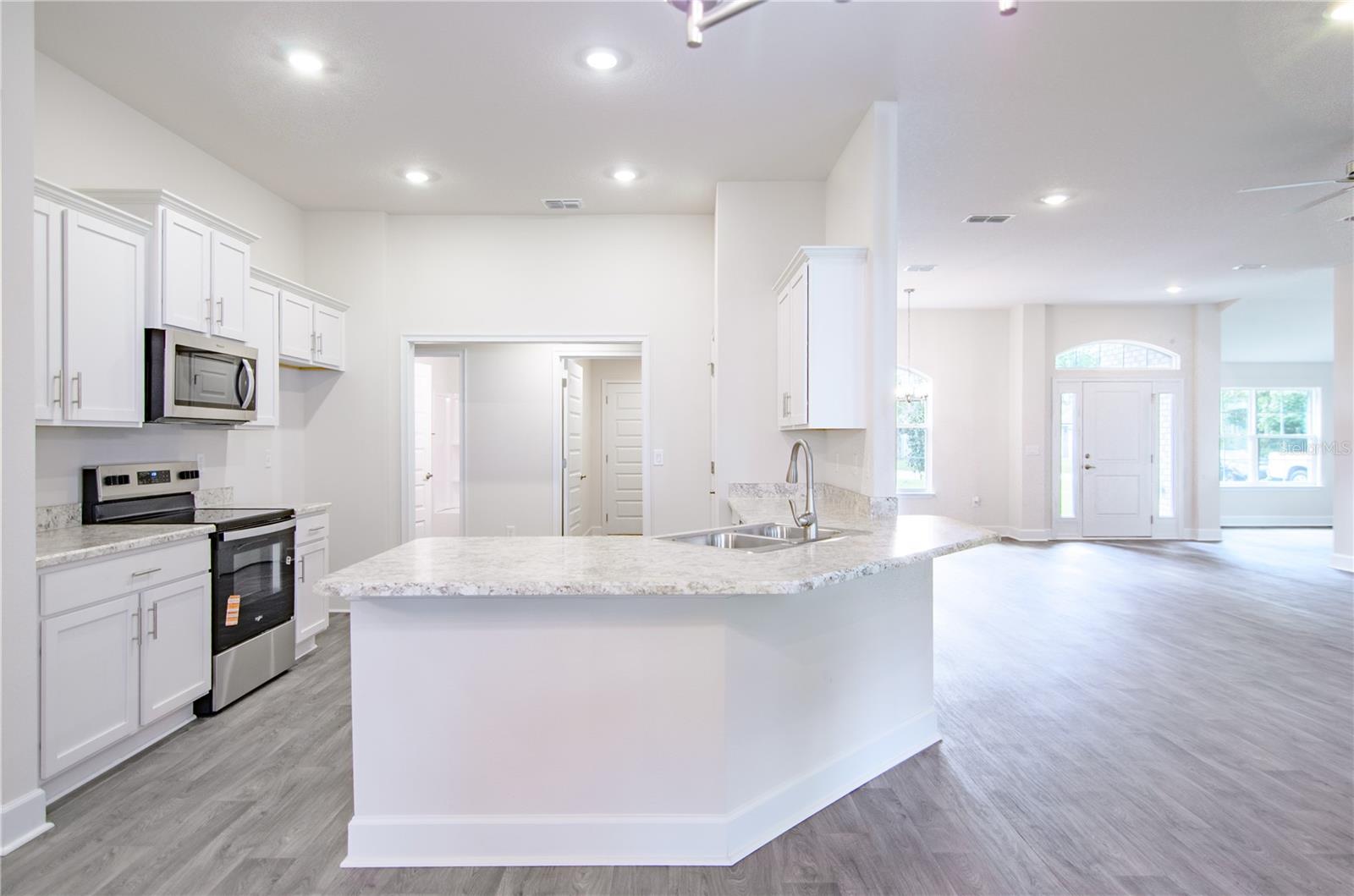 Image 16 of 38 For 5 Red Clover Lane