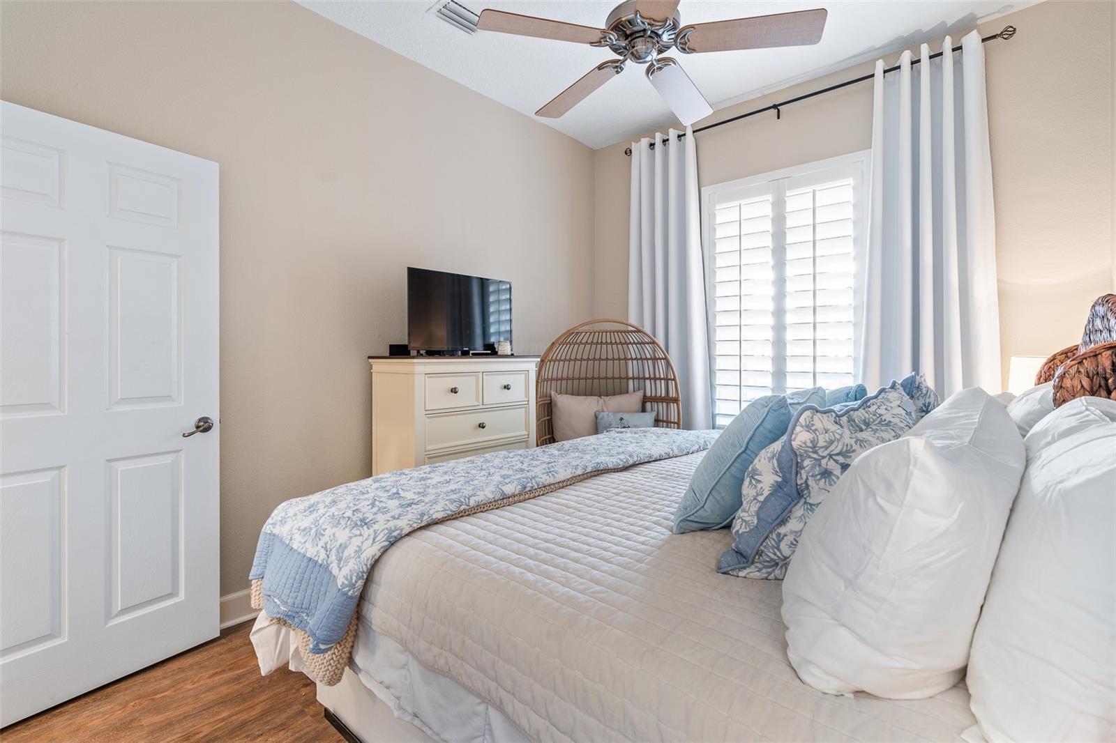 Image 20 of 43 For 15 Ocean Crest Way 1312