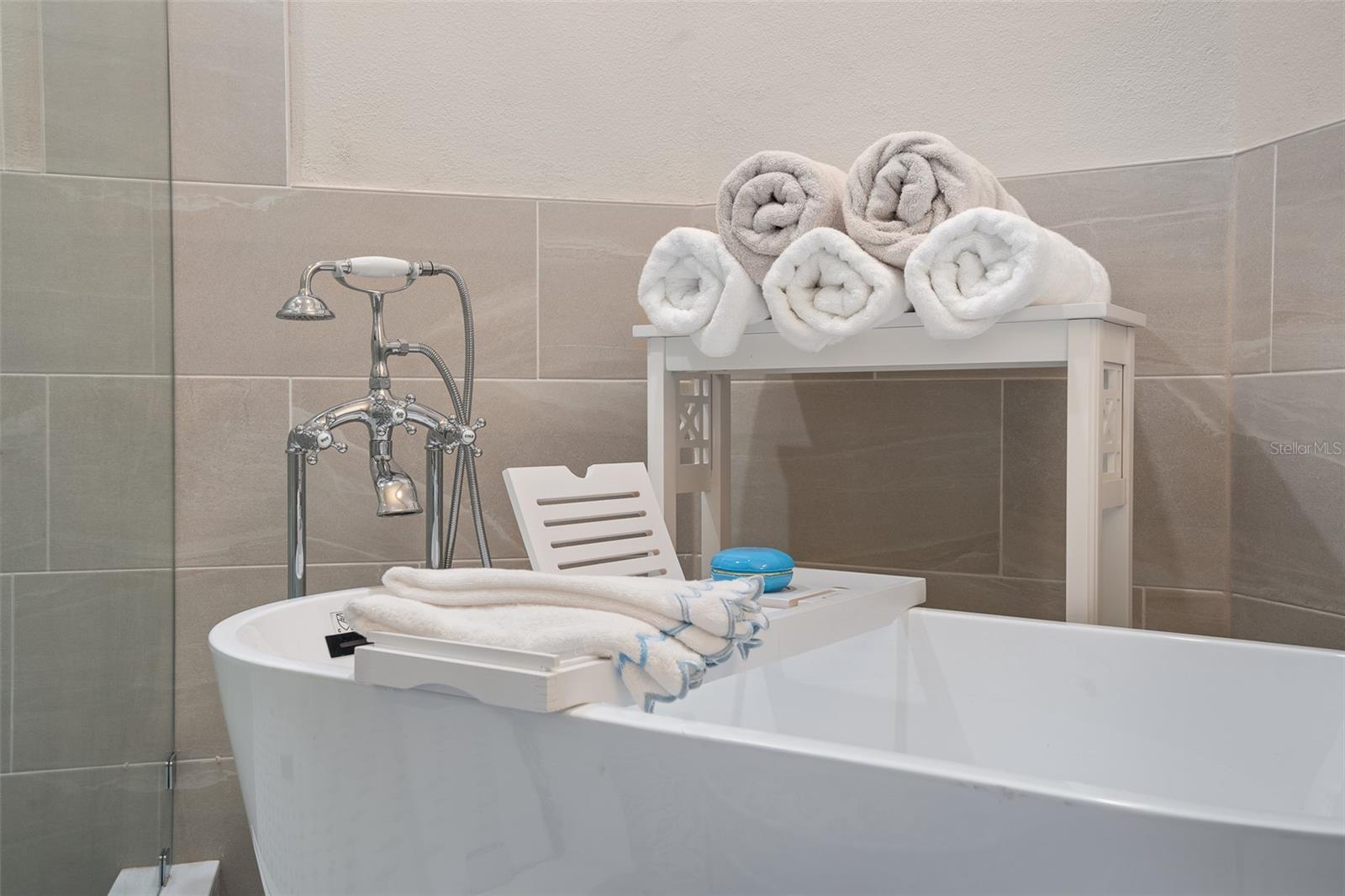 Image 28 of 43 For 15 Ocean Crest Way 1312